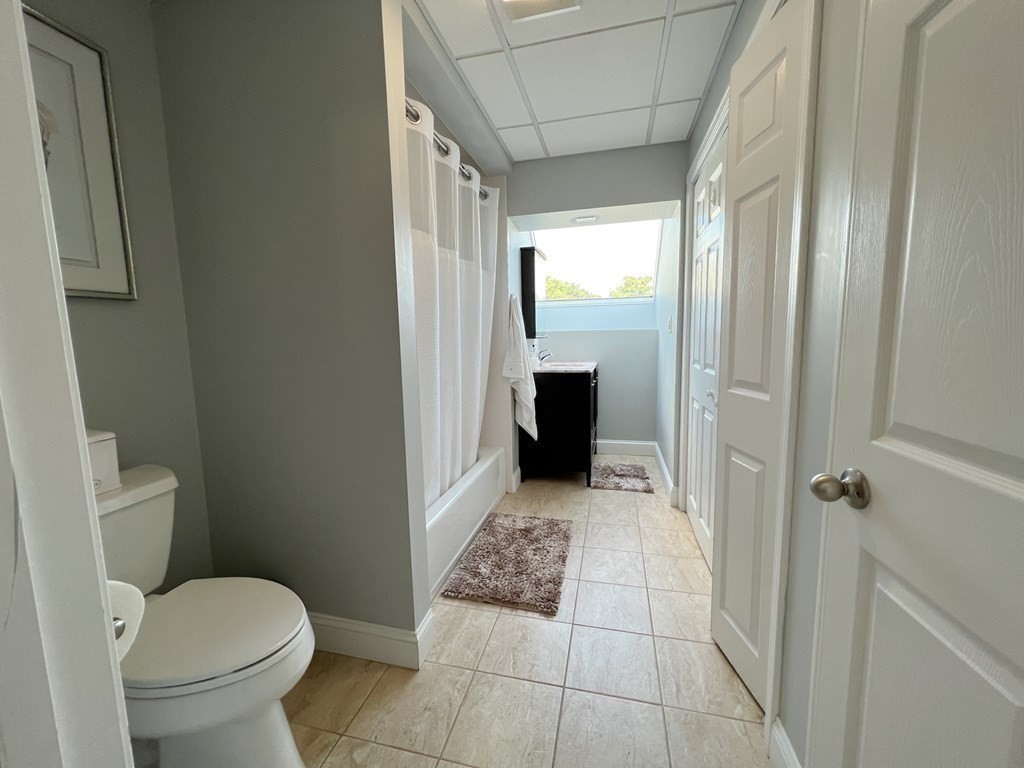 139 R Linden Street, Unit 2 Wellesley, MA 02482 - Photo 10 of 12