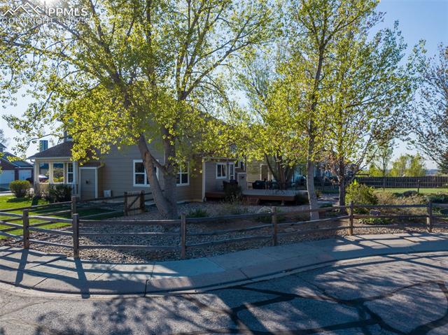 725 Capeglen Road Colorado Springs, CO 80906 - Photo 22 of 27
