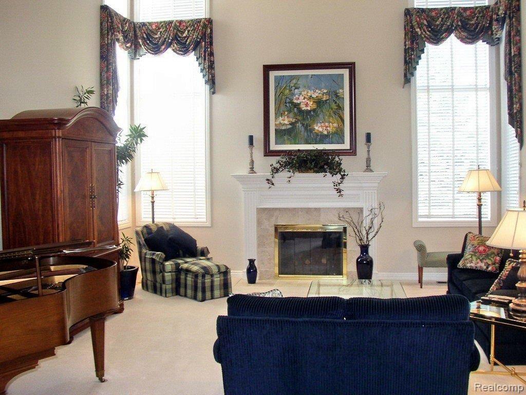 4706 Goodison Pl Drive Rochester, MI 48306 - Photo 3 of 13 Great Room