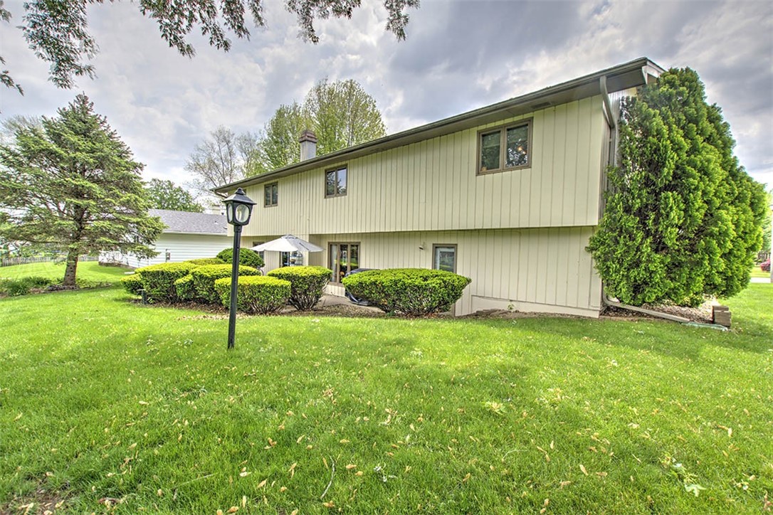 676 West Wolf Road Decatur, IL 62526 - Photo 32 of 34