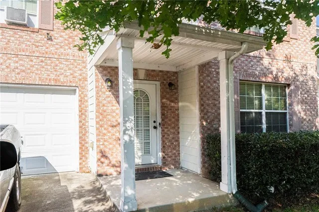 a view of a entryway door of the house