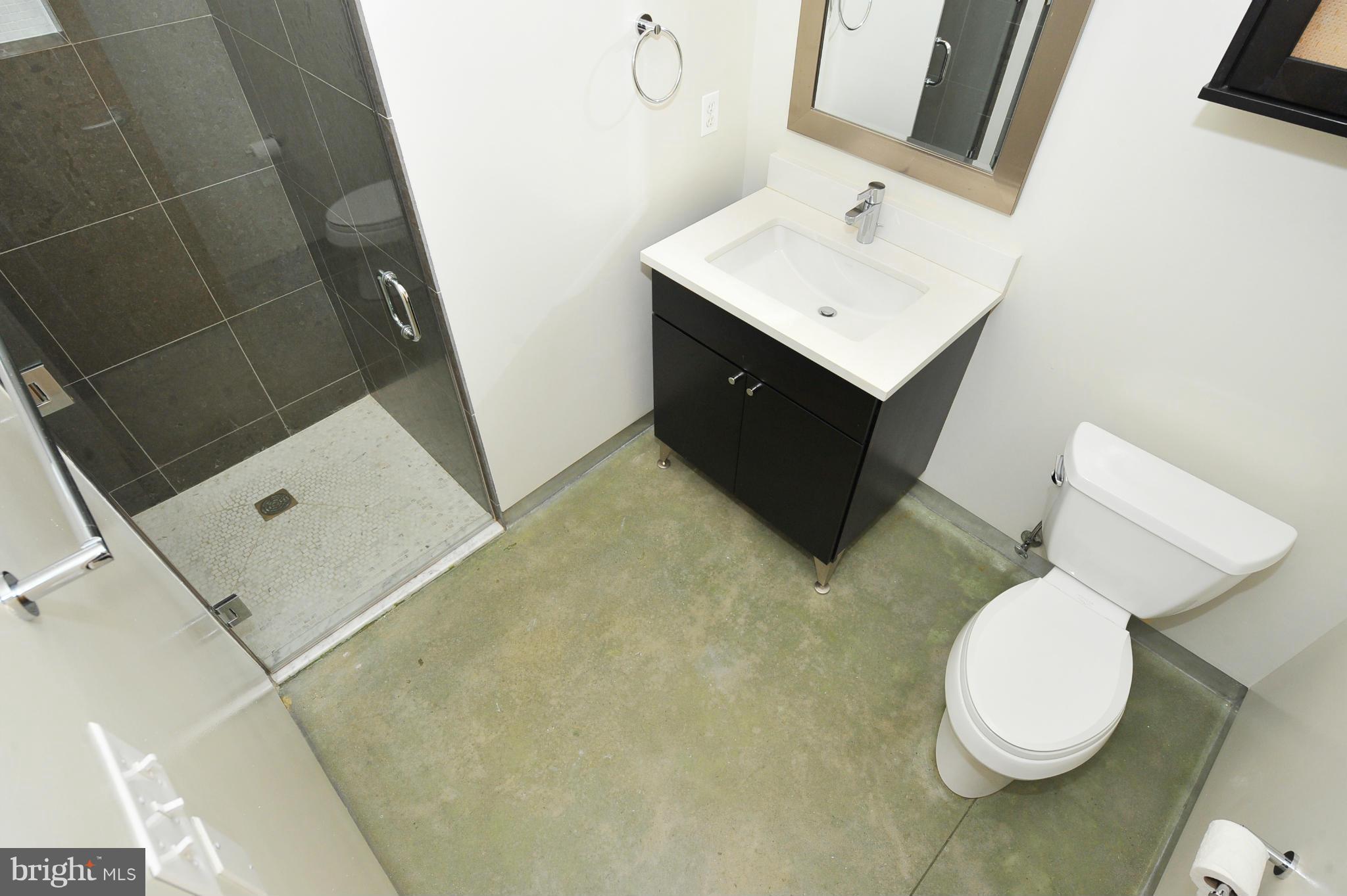 2351 Champlain Street Northwest, Unit C3 Washington, DC 20009 - Photo 18 of 21 Bath