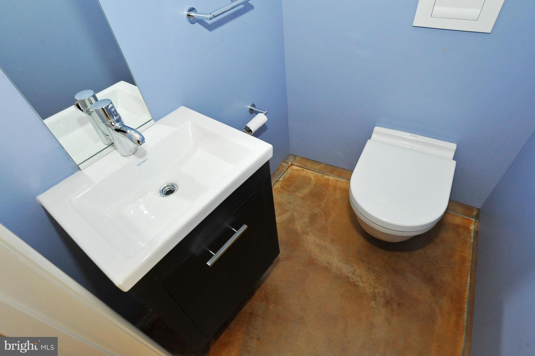 2351 Champlain Street Northwest, Unit C3 Washington, DC 20009 - Photo 10 of 21 Bath
