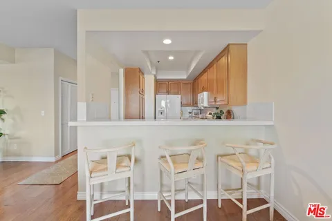 $789,000 | 10790 Rose Avenue, Unit 310, Los Angeles, CA 90034