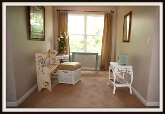 10352 Valley View Road Lascassas, TN 37085 - Photo 13 of 19 THIS SITTING AREA IS LOCATED UPSTAIRS WITH THE BONUS ROOM