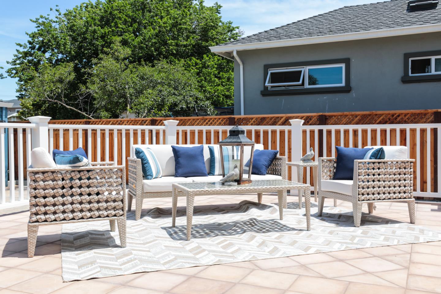 28 Bloomfield Road Burlingame, CA 94010 - Photo 21 of 27 a view of a chair and tables front of the house
