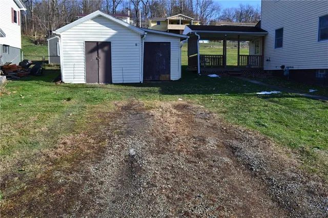 $115,000 | 2011 1st Street, Connellsville, PA 15425