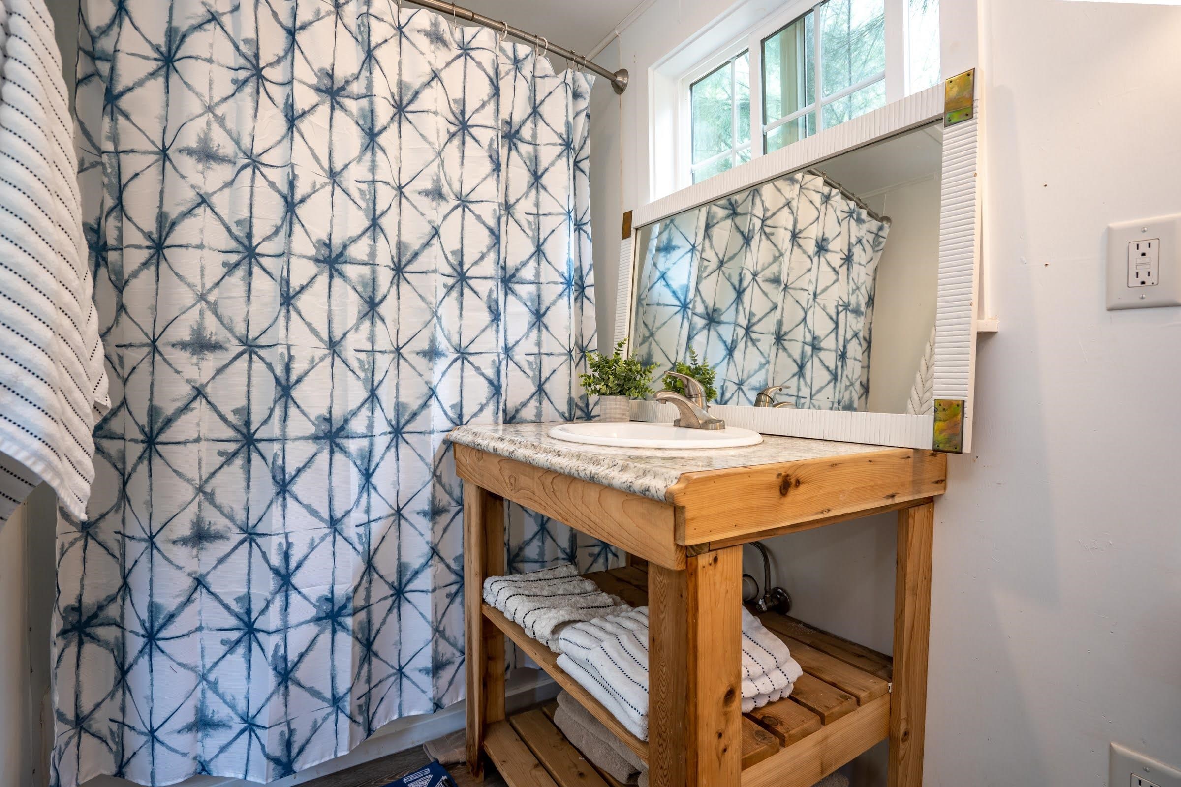 1740 Kokomo Road, Unit B Haiku, HI 96708 - Photo 12 of 29 a view of utility room