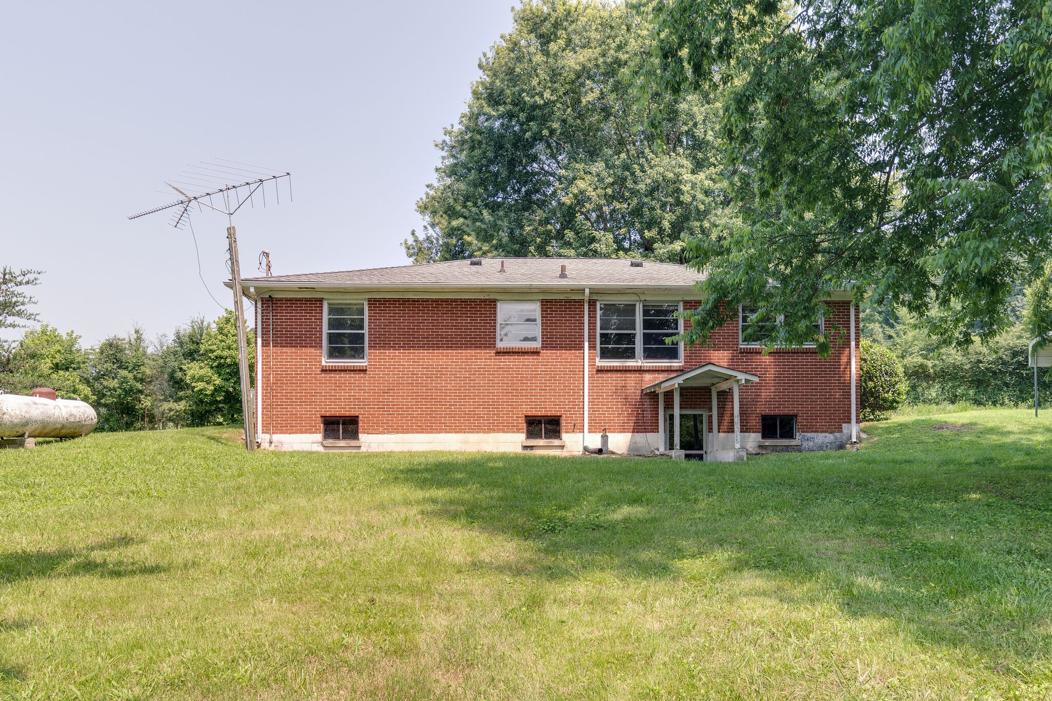 2063 McAnally Road Mount Pleasant, TN 38474 - Photo 29 of 32 Gallery Image 29