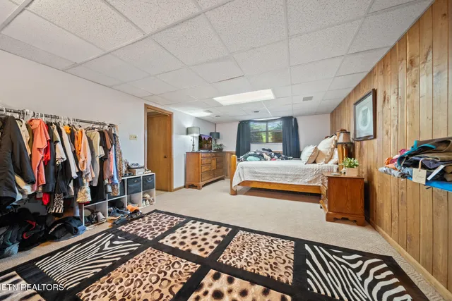 $3,400,000 | 3615 Strong Road, Mascot, TN 37806