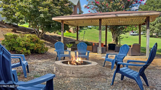 $3,400,000 | 3615 Strong Road, Mascot, TN 37806