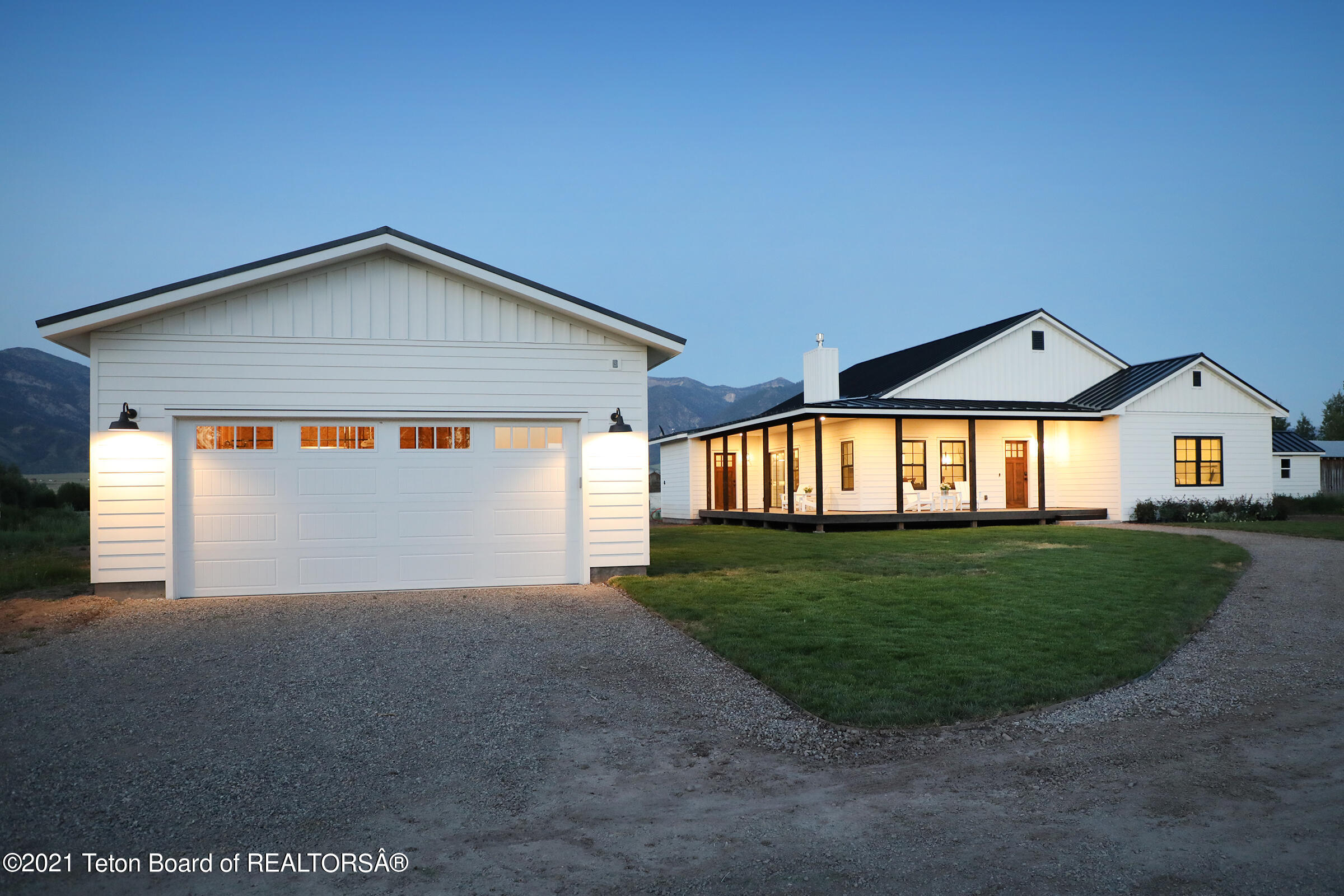 WYTEClientGarageExtShedNite