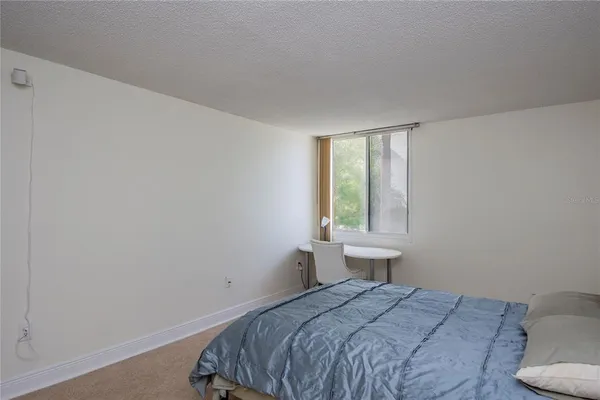 $2,600 | 660 Island Way, Unit 206, Clearwater, FL 33767