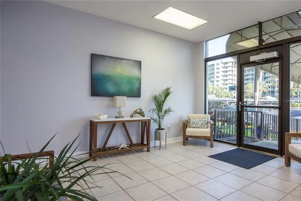 $2,600 | 660 Island Way, Unit 206, Clearwater, FL 33767