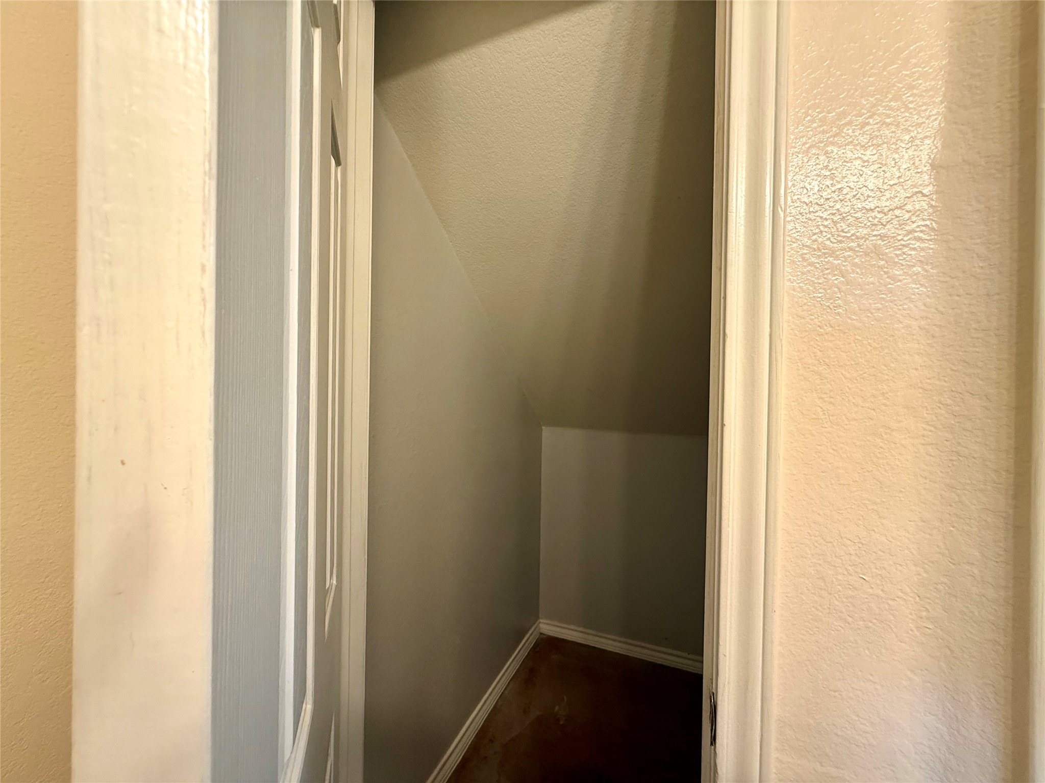 6912 Meador Avenue, Unit A Austin, TX 78752 - Photo 5 of 24 a view of front door