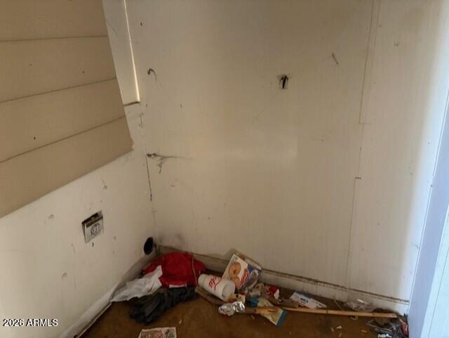 470 North Warren Road Benson, AZ 85602 - Photo 7 of 20 a room with toys and wooden floor