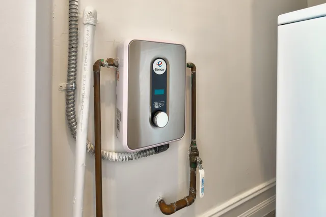 $730,000 | 501 East Ocean Drive, Unit 26, Key Colony Beach, FL 33051