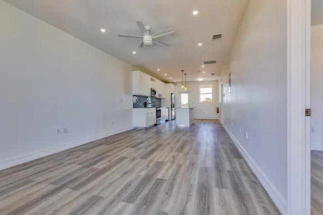 $730,000 | 501 East Ocean Drive, Unit 26, Key Colony Beach, FL 33051