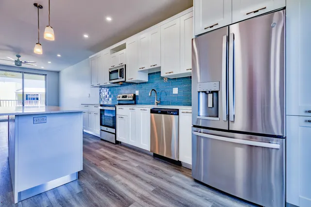 $730,000 | 501 East Ocean Drive, Unit 26, Key Colony Beach, FL 33051