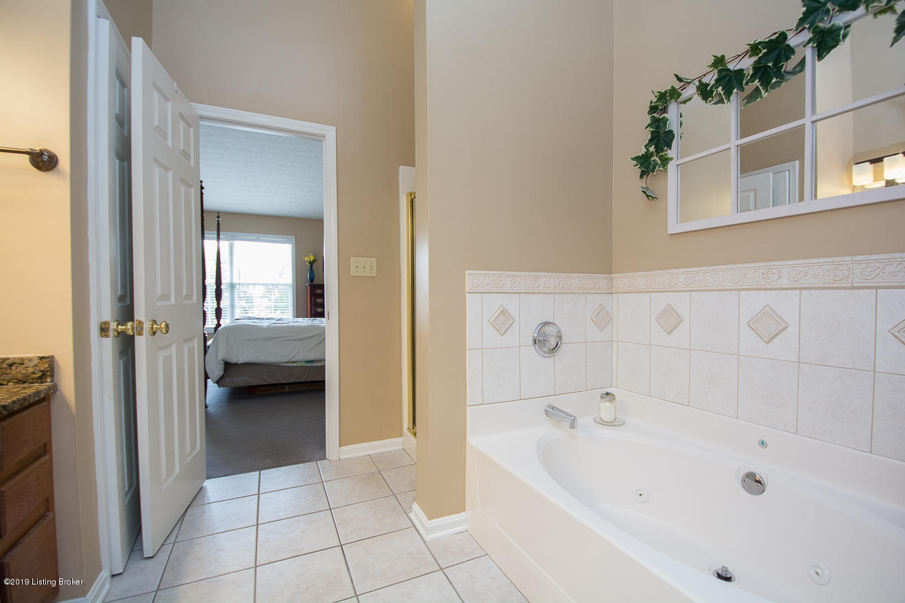 8315 Adams Run Road Louisville, KY 40228 - Photo 32 of 43 AdamsRun -44