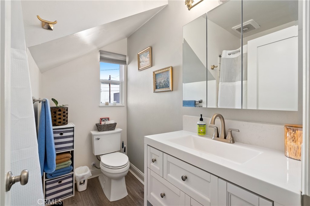 1636 Spring Street Paso Robles, CA 93446 - Photo 31 of 53 2 bed unit bathroom