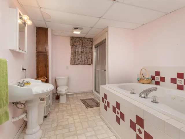 $1,100,000 | 10460 County Road 50, Cologne, MN 55322