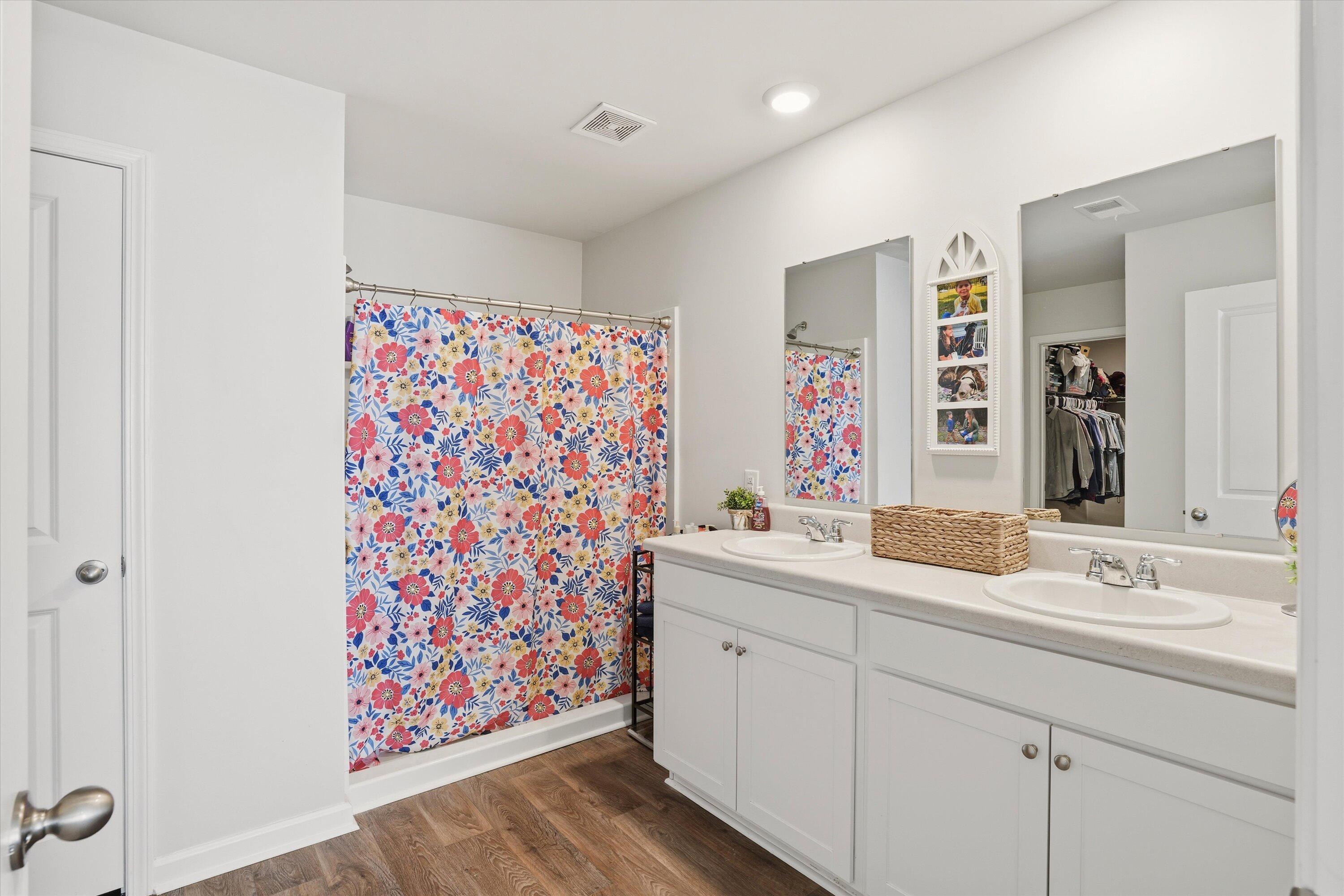 361 Spruce Ivy Street Moncks Corner, SC 29461 - Photo 15 of 27 Tub Shower Combo