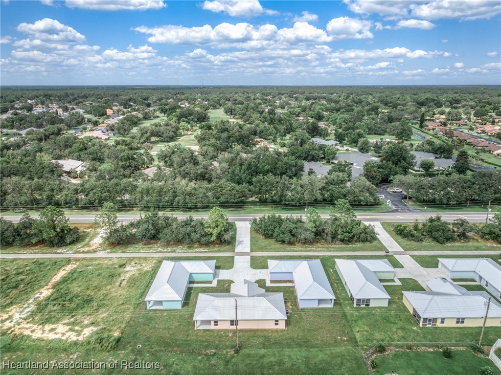 3120 Shimmer Way, Unit RIGHT Sebring, FL 33875 - Photo 7 of 48 Gallery Image 7
