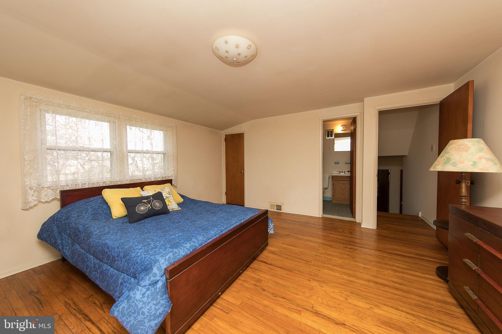 604 Mueller Road Warminster, PA 18974 - Photo 20 of 23 Gallery Image 20