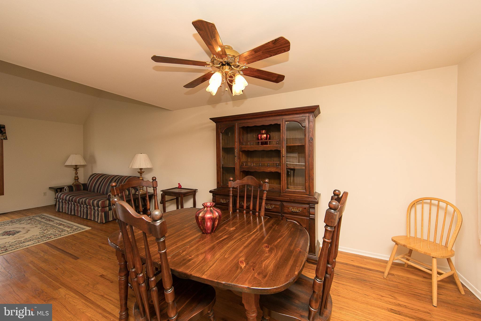 604 Mueller Road Warminster, PA 18974 - Photo 10 of 23 Gallery Image 10