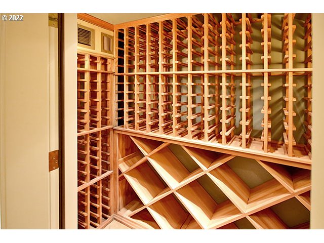 890 Lake Shore Road Lake Oswego, OR 97034 - Photo 14 of 24 Gallery Image 14