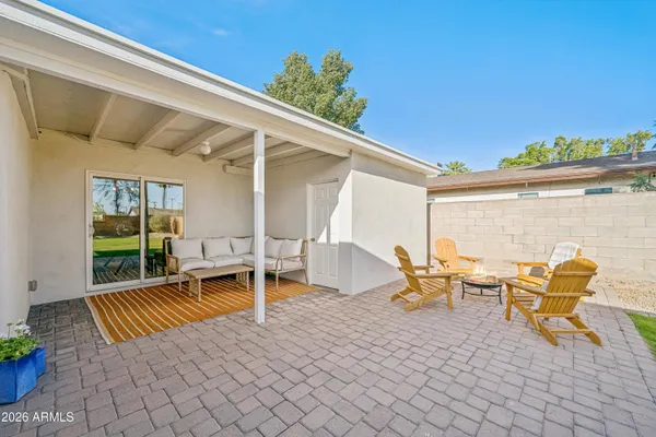 $614,900 | 2327 East Weldon Avenue, Phoenix, AZ 85016