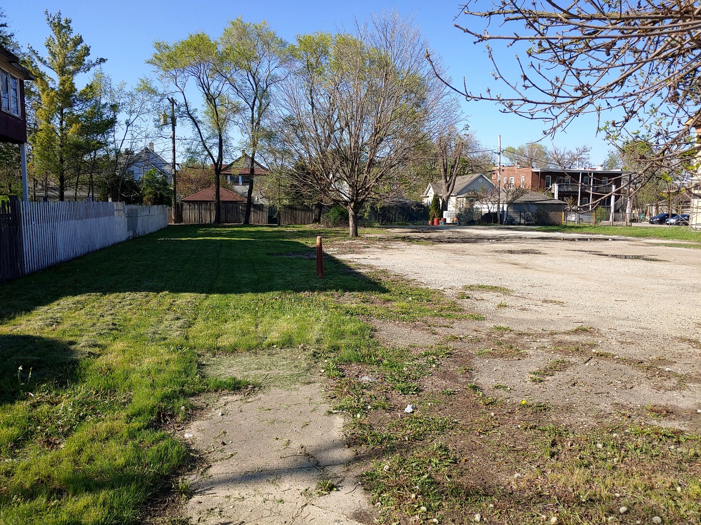557 East Jackson Street Joliet, IL 60432 - Photo 4 of 8 a view of road with trees