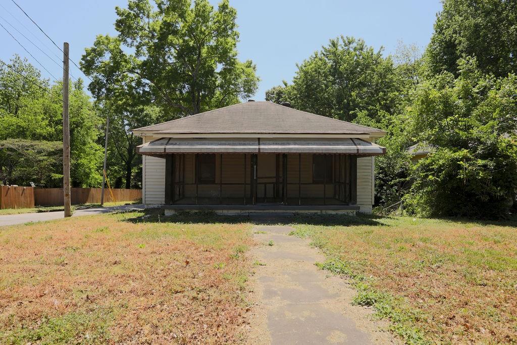 1742 Ware Avenue East Point, GA 30344 - Photo 1 of 15