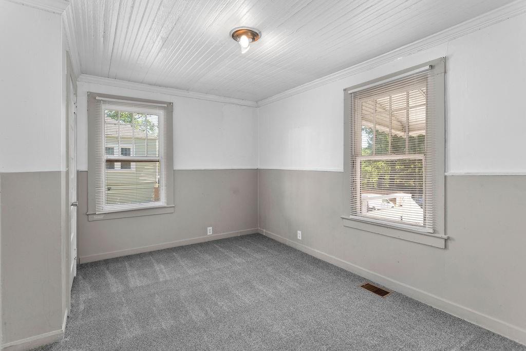 1742 Ware Avenue East Point, GA 30344 - Photo 11 of 15