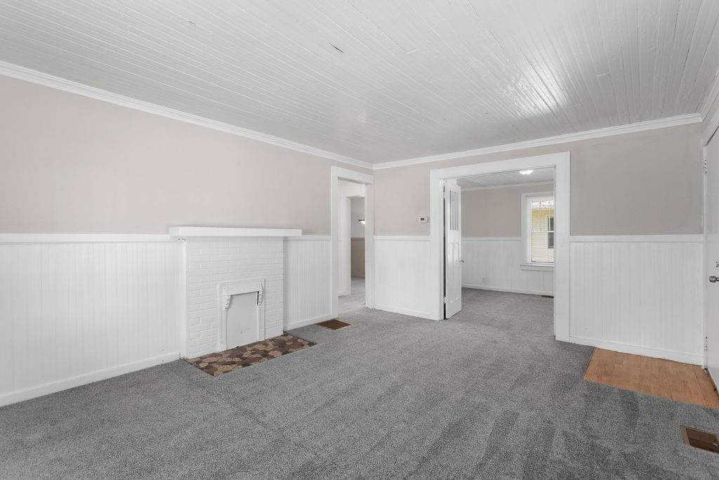 1742 Ware Avenue East Point, GA 30344 - Photo 4 of 15