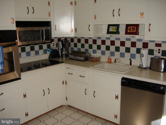 3727 Sonara Road Randallstown, MD 21133 - Photo 7 of 15 Kitchen 2