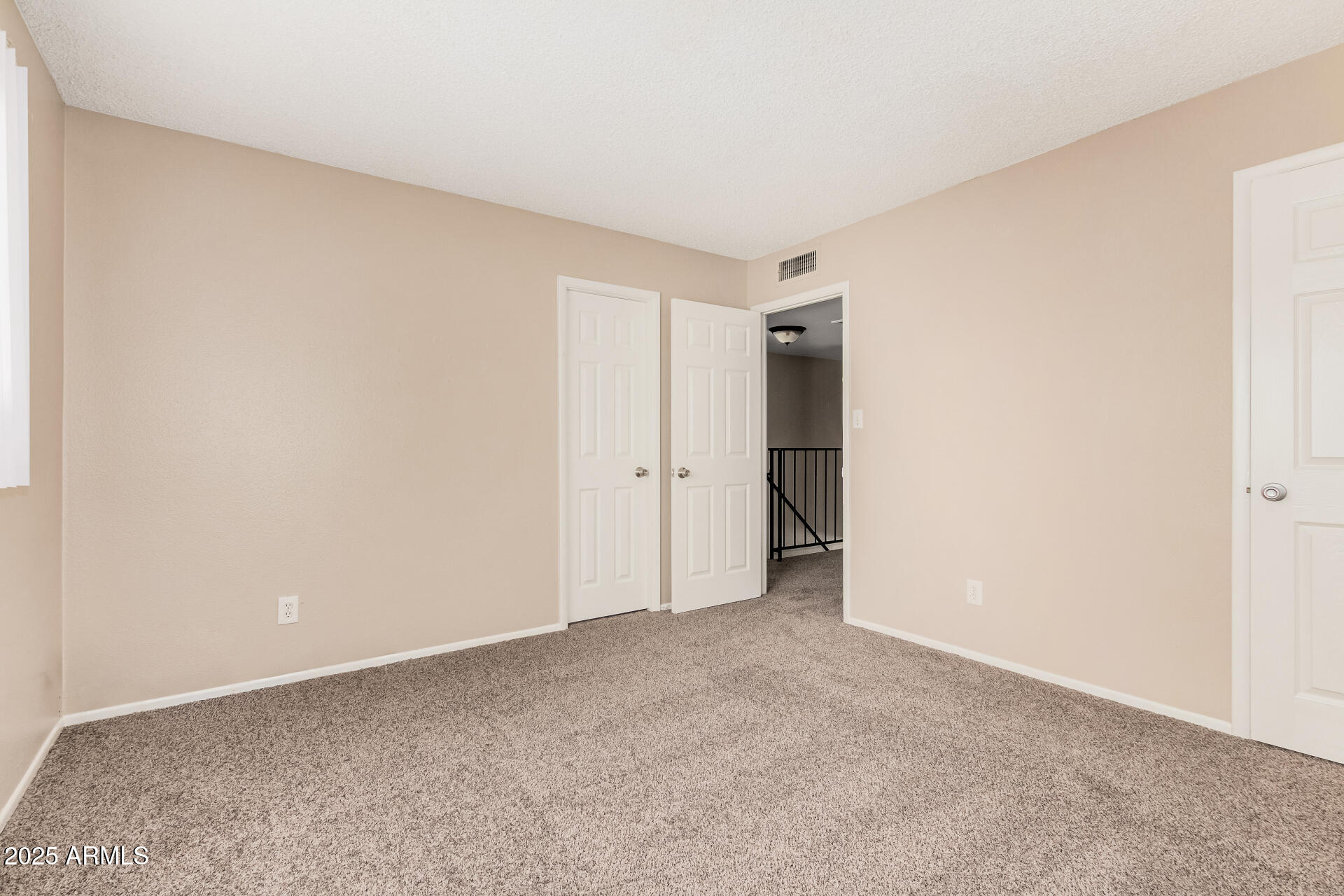 6556 South La Rosa Drive Tempe, AZ 85283 - Photo 12 of 22 14 La Rosa