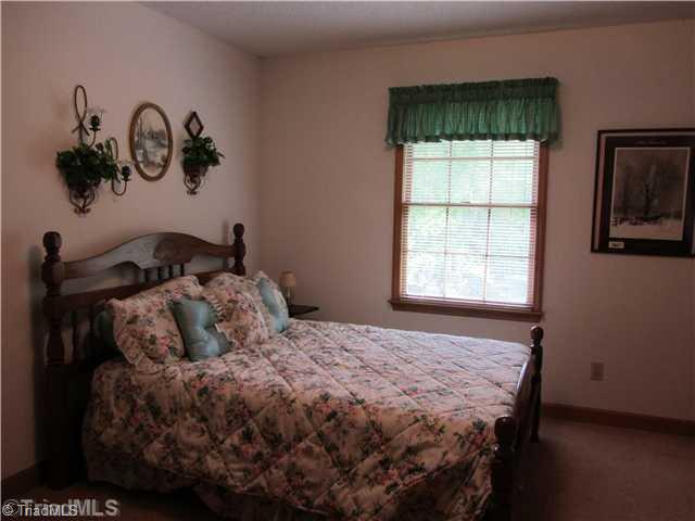 2129 Bethesda Church Road Madison, NC 27025 - Photo 14 of 16 3rd Bedroom.