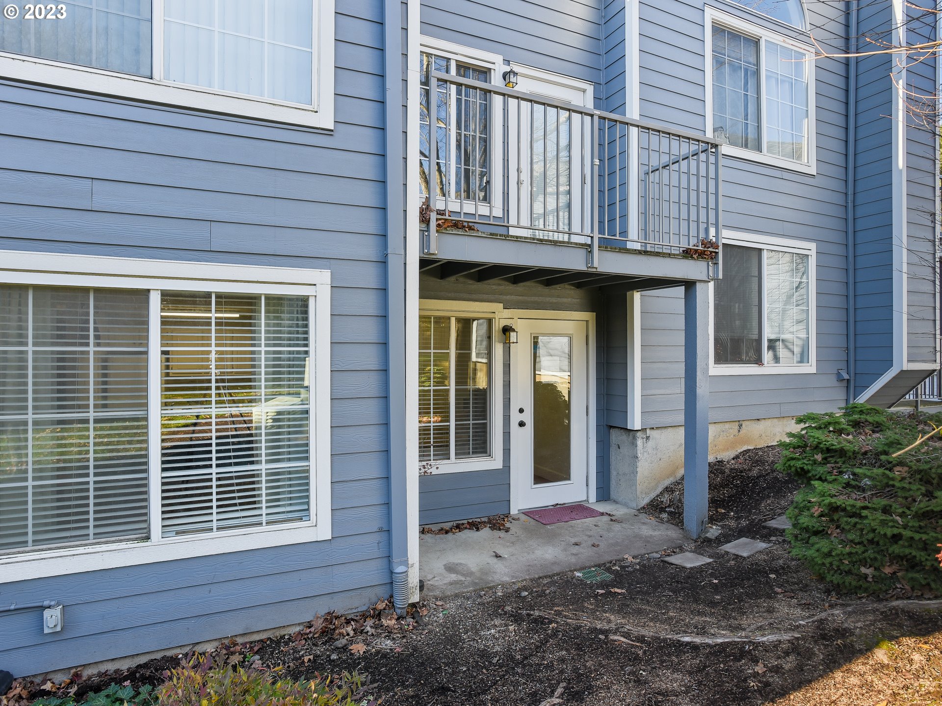 17548 Northwest Springville Road, Unit F3 Portland, OR 97229 - Photo 25 of 35