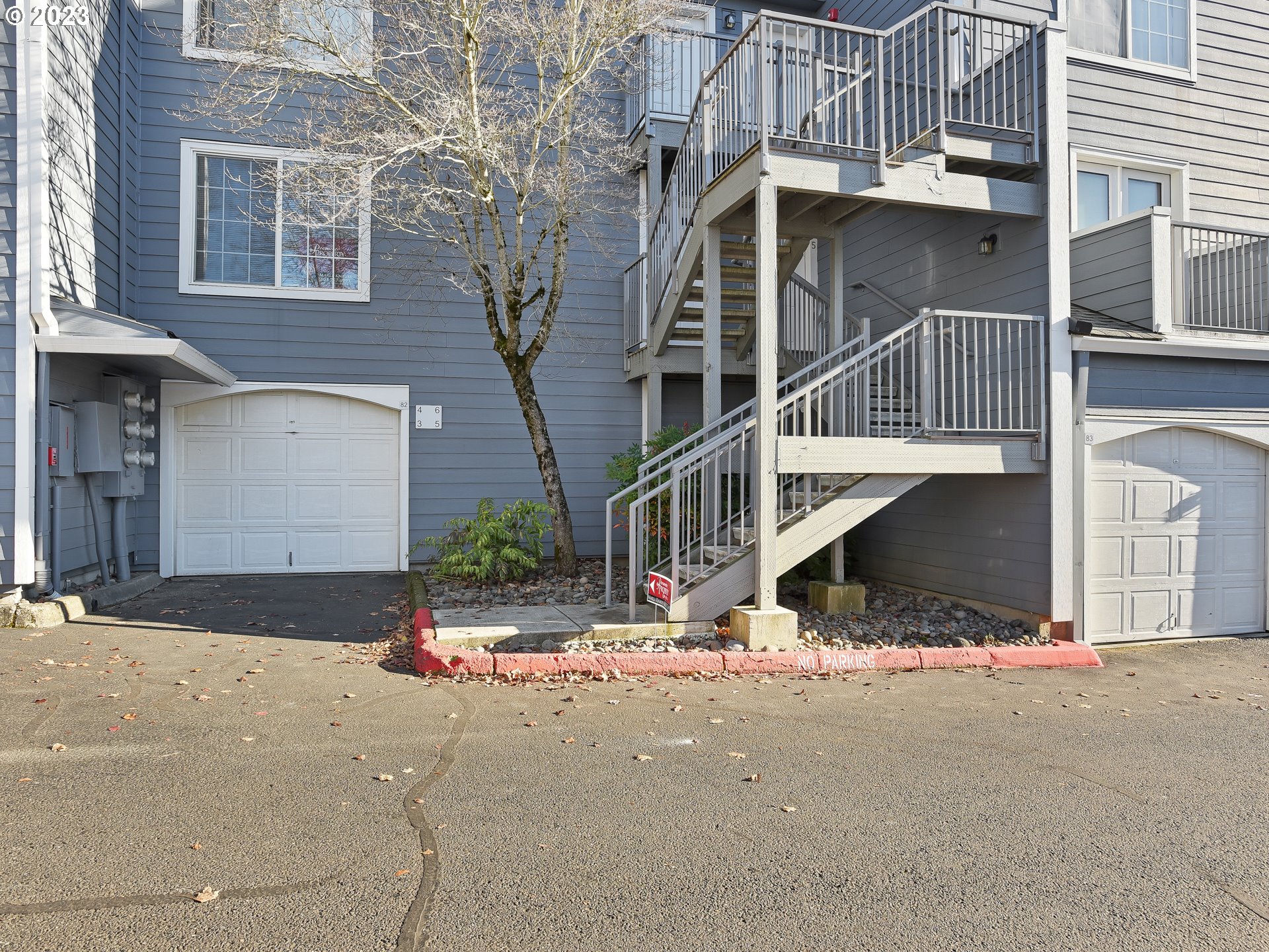 17548 Northwest Springville Road, Unit F3 Portland, OR 97229 - Photo 4 of 35