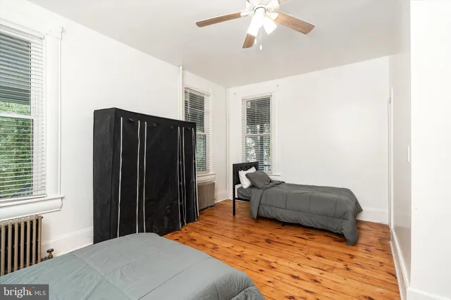 $449,000 | 922 Edgewood Avenue, Trenton, NJ 08618