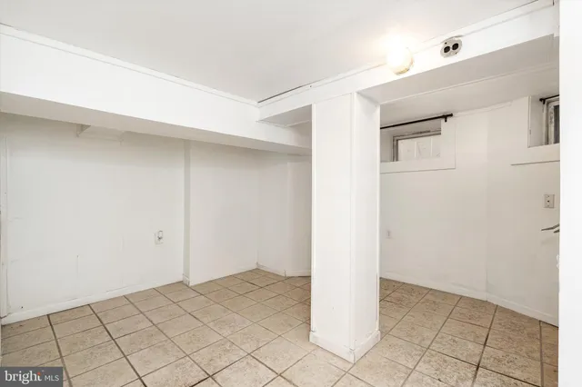 $449,000 | 922 Edgewood Avenue, Trenton, NJ 08618