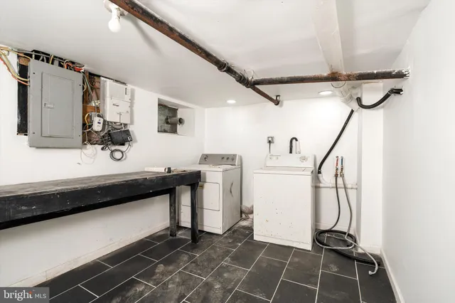 $449,000 | 922 Edgewood Avenue, Trenton, NJ 08618