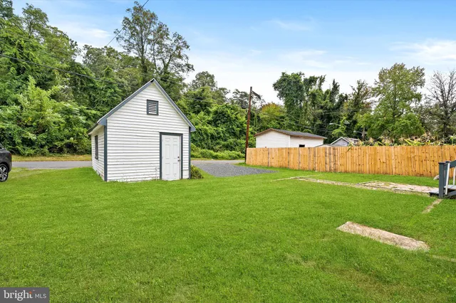 $449,000 | 922 Edgewood Avenue, Trenton, NJ 08618