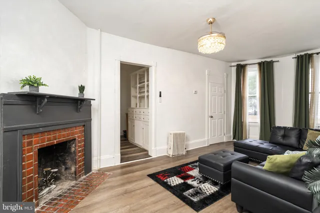 $449,000 | 922 Edgewood Avenue, Trenton, NJ 08618