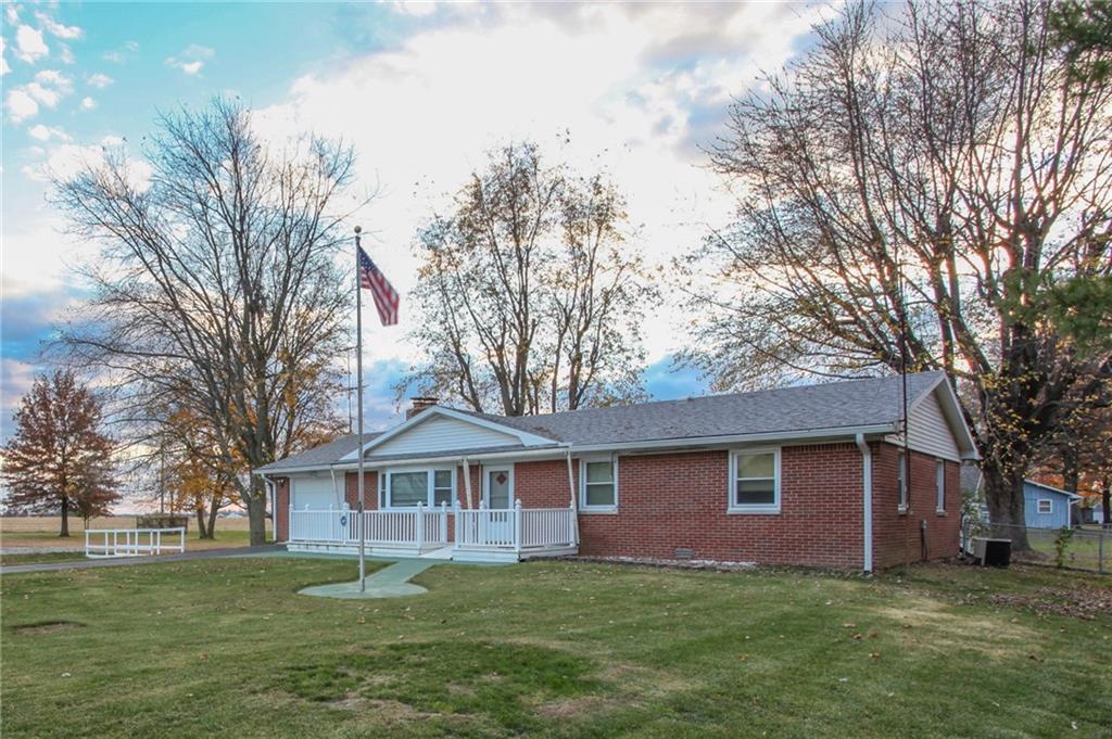 1790 South Mauxferry Road Franklin, IN 46131 - Photo 1 of 24 Gallery Image 1