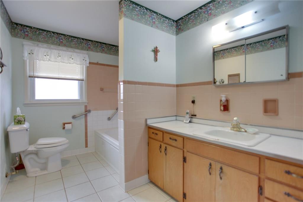 1790 South Mauxferry Road Franklin, IN 46131 - Photo 15 of 24 Gallery Image 15
