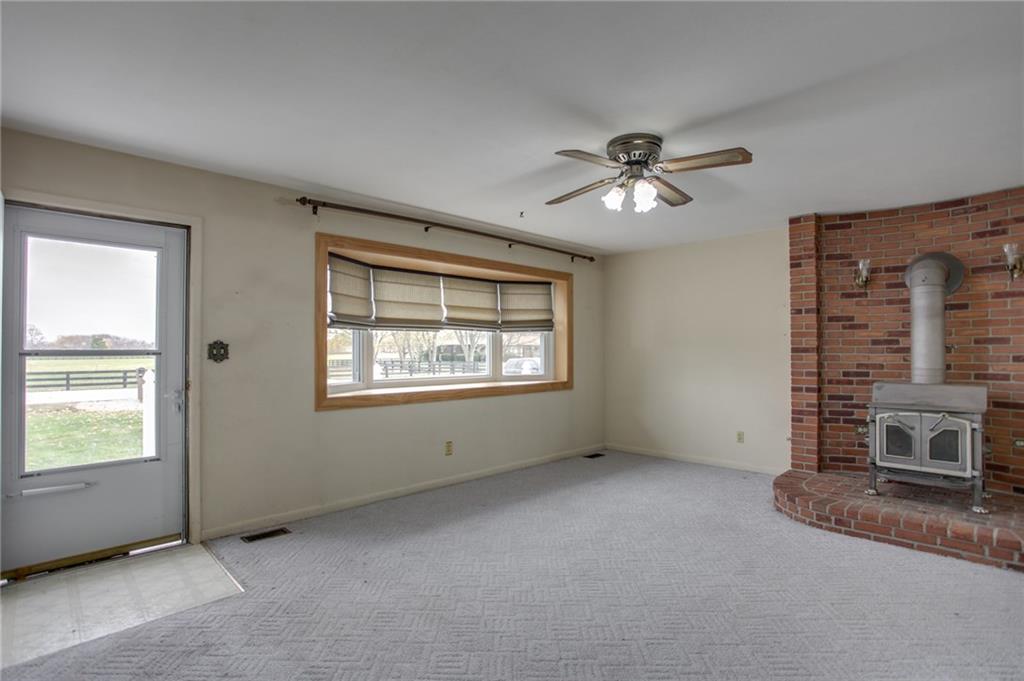 1790 South Mauxferry Road Franklin, IN 46131 - Photo 10 of 24 Gallery Image 10