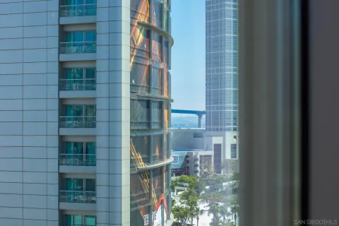 $249,900 | 207 Fifth Avenue, Unit 1224, San Diego, CA 92101